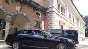Arrival Elegance Private Airport Transfer and City Tour