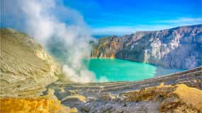 From Jakarta: Yogyakarta, Borobudur, Bromo, Ijen & Bali Tour