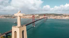 Belém, Lisbon Aqueduct and Cristo Rei with a guide Van Tour