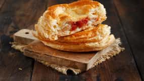 Lecce: Guided Tour & Street Food Tasting by Bike