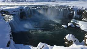 Z Akureyri: Jezioro Myvatn i Godafoss - wycieczka z przewodnikiem