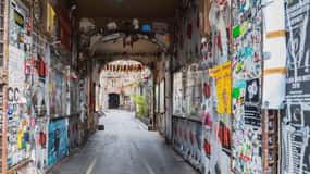 Berlín: Visita guiada a pie por los patios traseros ocultos