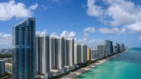 Helicopter: Lauderdale-Hard Rock Guitar-Miami Beach