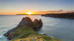 South Wales: Digital Self Guided Walk With Maps & Discount