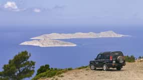 Rhodes North Safari: Hidden Paths & Scenic Flavors