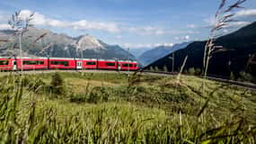 De Milão: Viagem de 1 dia no comboio Bernina para Tirano e St. Moritz