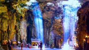 From Hoi An/Da Nang: Marble and Monkey Mountain Private Tour