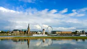Dusseldorf: Express Walk with a Local in 60 minutes