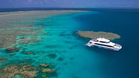 Port Douglas Inmersión y snorkel Silversonic en la Gran Barrera de Coral