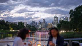 Cruzeiro de 4 pratos com bebidas Spirit of Melbourne