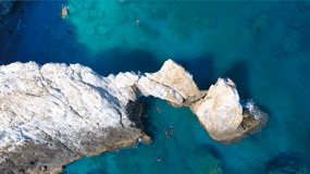 Da Skiathos: crociera di un giorno sul mare e sull'isola del sole