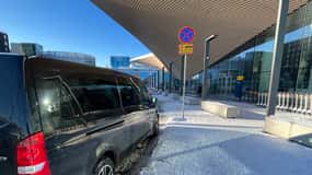 Transfert privé depuis l'aéroport d'Helsinki avec accueil