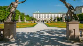 Salzburg: Private City and Surroundings Guided Bike Tour