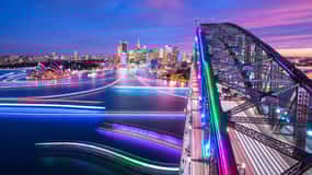 Sydney: 1-Hour Vivid Light Festival Sydney Harbour Cruise