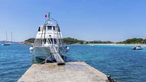 From Santa Teresa di Gallura: La Maddalena Mini cruise