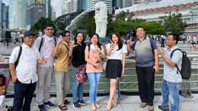 Singapore: City Highlights Walking Tour & Singapore River