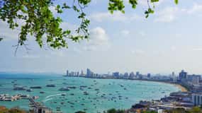 Pattaya: Højdepunktstur med smagsprøver og sandhedens helligdom