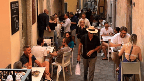 Varenna: Wine Tasting and Entry Ticket to Castello di Vezio