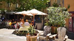 From Aix en Provence: Luberon Villages Full-Day Guided Tour