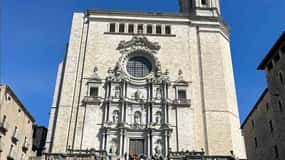From Barcelona: Private Gerona and Besalú Guided Tour