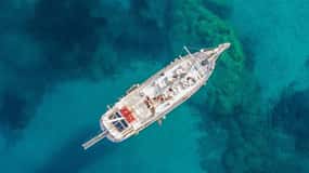 Rhodes: Boat Tour with Snorkeling, Gourmet Buffet & Open Bar