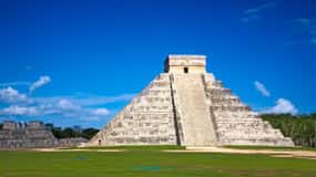 From Merida: Chichén Itzá and Izamal Guided Tour