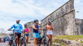 Nassau: Guided City Highlights and Beaches E-bike Tour
