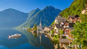 From Vienna: Hallstatt Guided Day Tour