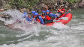 Banff: Kananaskis River Surf Trip