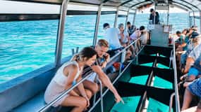 From Cairns: Green Island Snorkelling and Glass Bottom Boat