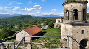 Kutaisi: Bagrati, Gelati, & Motsameta Monastery Guided Tour