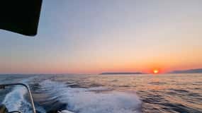Makarska: Speedboat Sunset Tour zur versteckten Bucht auf der Insel Brač
