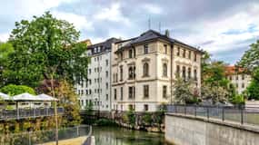 Leipzig: Surprise City Tour guided by a Local
