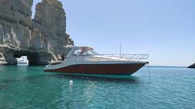 Milos: Half-day cruise to Kleftiko
