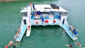 Flamingo, Guanacaste: Catamaran Trip with Lunch and Drinks