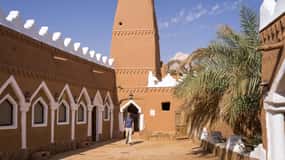 Riyadh: Ushaiqer Heritage Village Private Tour mit Mittagessen