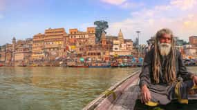 Varanasi: Private Day Tour with Ganges Boat Ride & Aarti