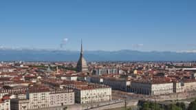 Turin: Private custom tour with a local guide