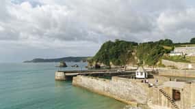 From London: Stonehenge and Cornwall 3-Day Private Tour