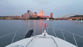 Pittsburgh: Private Yacht River Cruise with Captain and BYOB