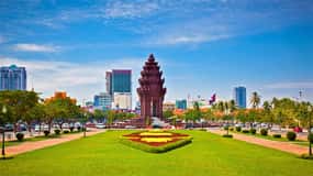 Day Trip to Oudong Mountain and Phnom Penh City Private Tour