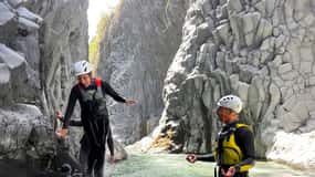Río Alcántara y Gargantas: Experiencia de Bodyrafting
