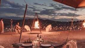 Marrakech: Giro in cammello nel deserto di Agafay, tramonto e cena