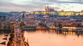 Prag : Besök på ett oöverträffat sätt med en fransk journalistguide