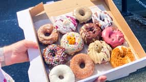 Victoria Delicious Donut Adventure pela Underground Donut Tour