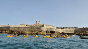 Lisbon: Coast Guided Kayak Tour