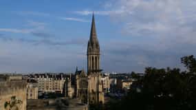 Caen: Private Guided Walking Tour