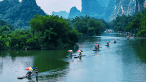 Yangshuo: Yulong River Bamboo Rafting Experience