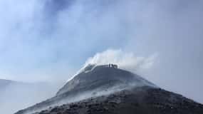 Trekking di un'intera giornata sull'Etna con partenza da Catania