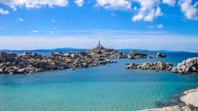 Ajaccio/Porticcio: Lavezzi Islands/Bonifacio Caves Boat Tour